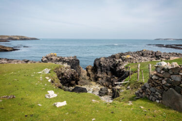 North Bay - Lat/Long: 53° 37.2924N, 10° 14.3910W - What3Words: ///arises.dustbin.hither | Roger Harrison