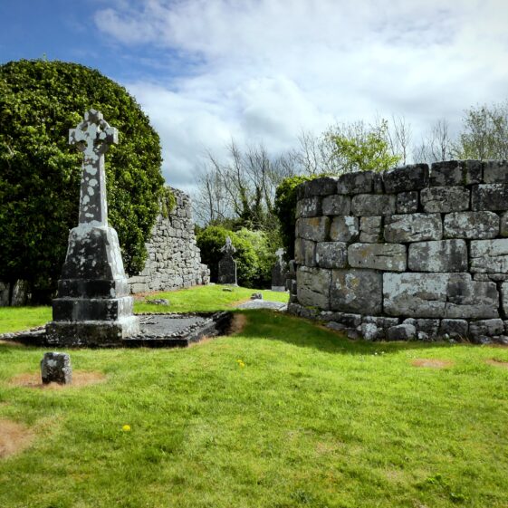  Kilcoona Cemetery & Round Tower | Donaghpatrick Kilcoona Heritage Society