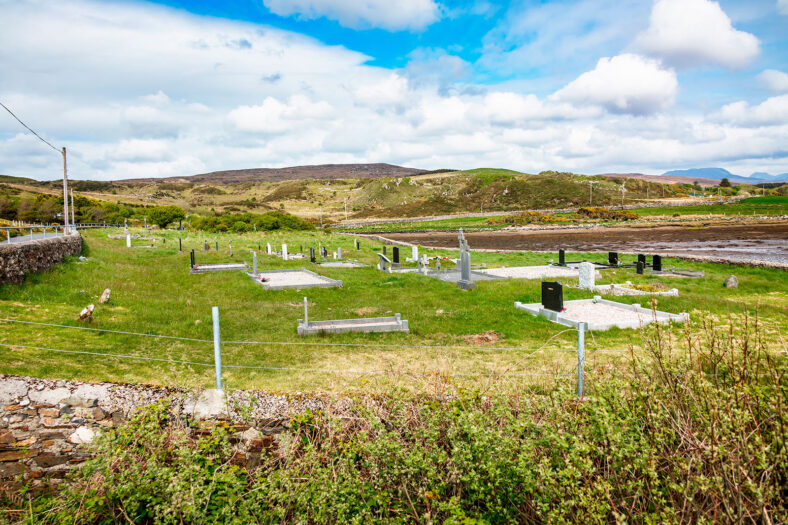 Streamstown Cemetery | Roger Harrison