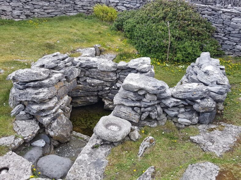 Tobar Éanna (Éinne) | Paddy Crowe