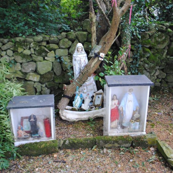 Holy Well in Killeenadeema