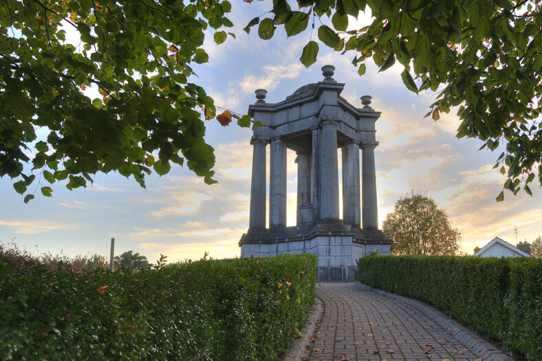 Le Poer Trench monument | Robert Riddell