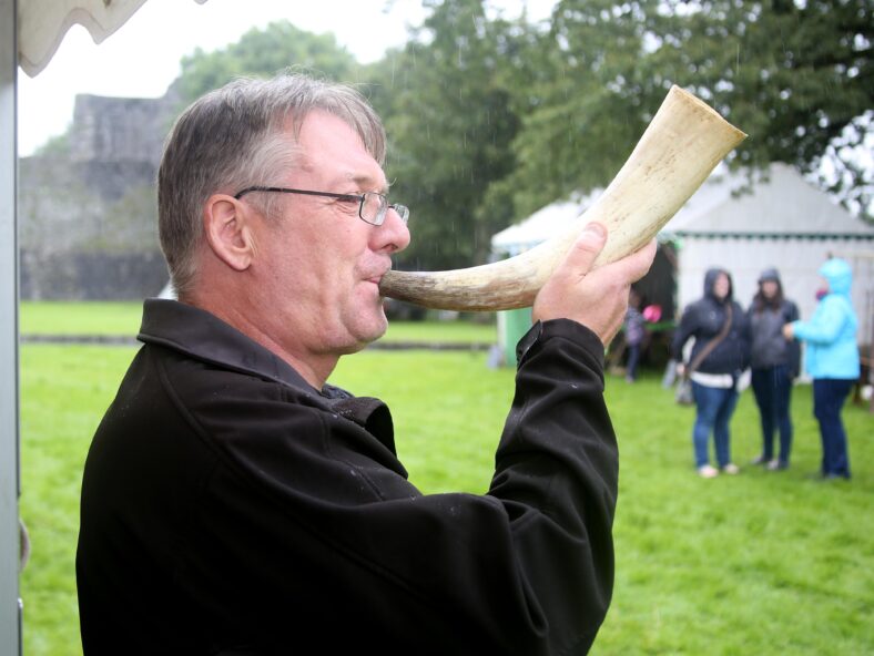 Simon O'Dwyer demonstrating ancient music in Ireland at the Athenry Walled Towns Day, Co. Galway.
 | Photo: Hany Marzouk