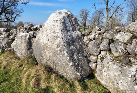 Ballycolgan Monuments