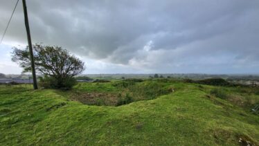 Cairn (GA042-019----) | Claire Loader