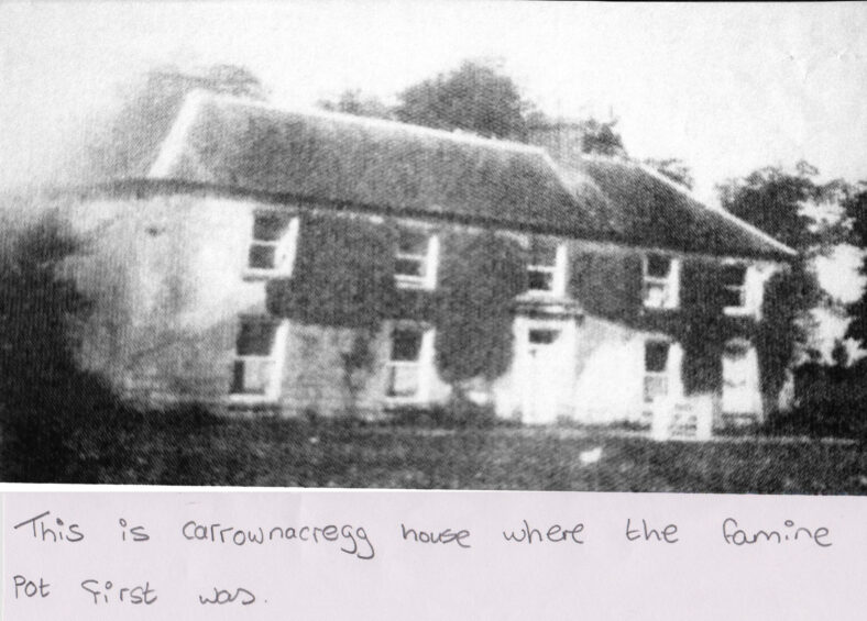 Carnacregg Famine Pot