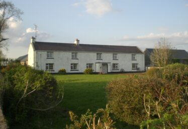 09. Ballinrooaun House.