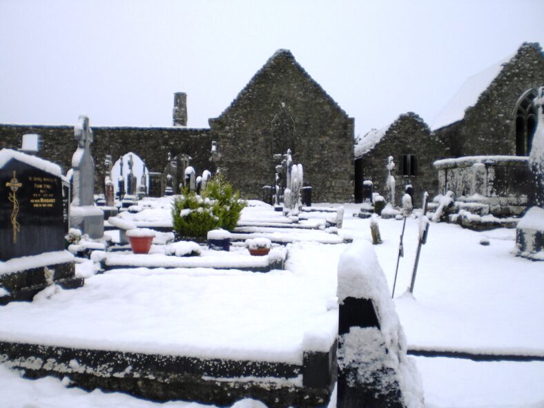 Kilnalahan Abbey in the Snow - January 2015