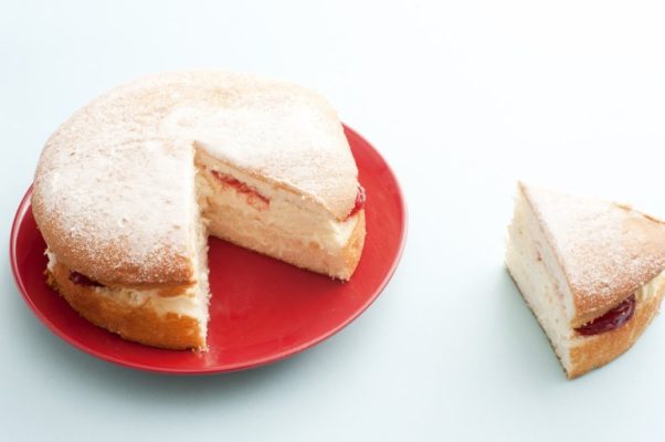 Fresh Sponge Cake with cream and jam.